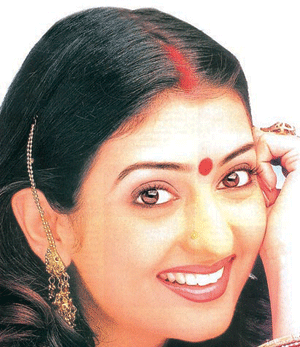 8 Interesting customs Indian wives to follow after marriage.